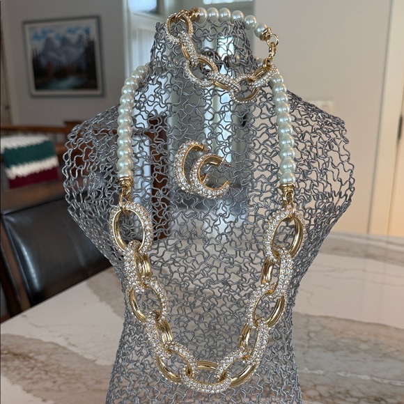 Park Lane Gold and Pearl Necklace Set - Picture 2 of 6